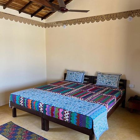 Rann Hellaro Homestay Bhuj Ngoại thất bức ảnh