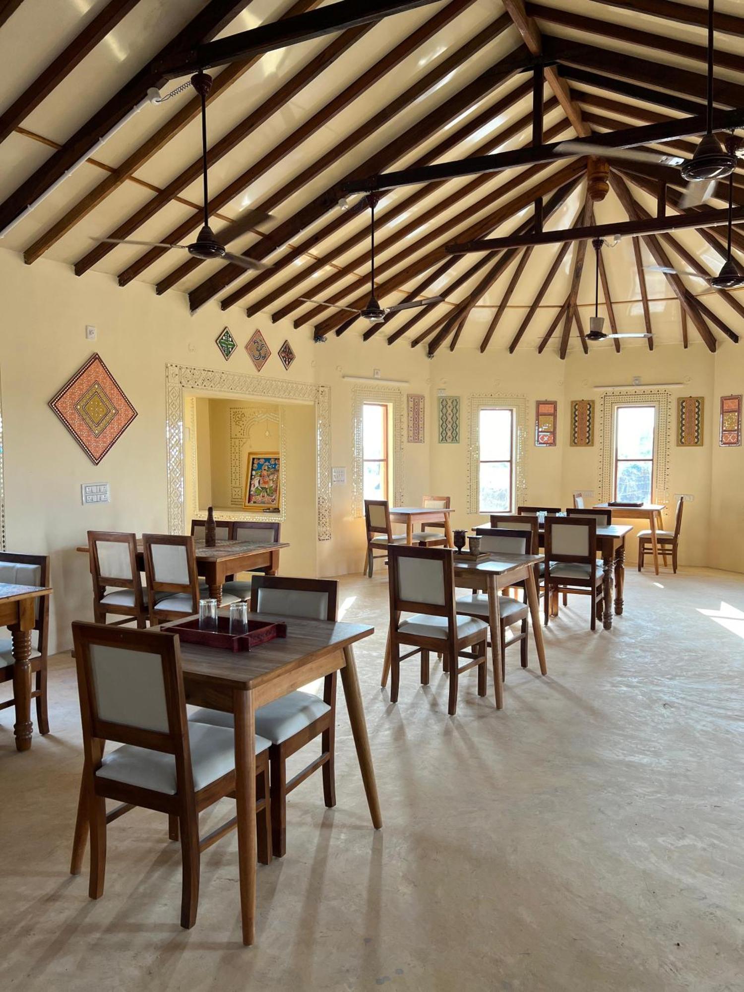 Rann Hellaro Homestay Bhuj Ngoại thất bức ảnh