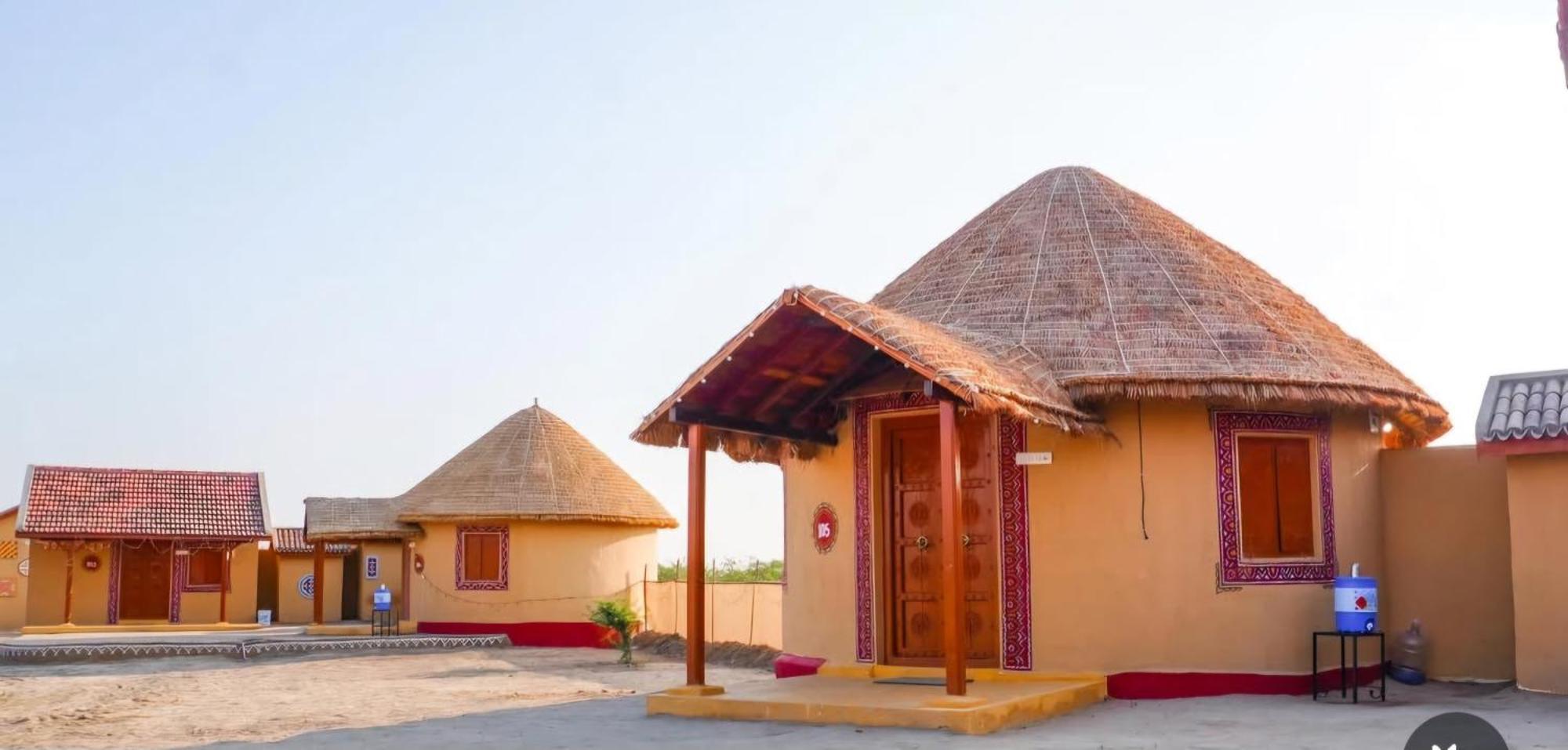 Rann Hellaro Homestay Bhuj Ngoại thất bức ảnh